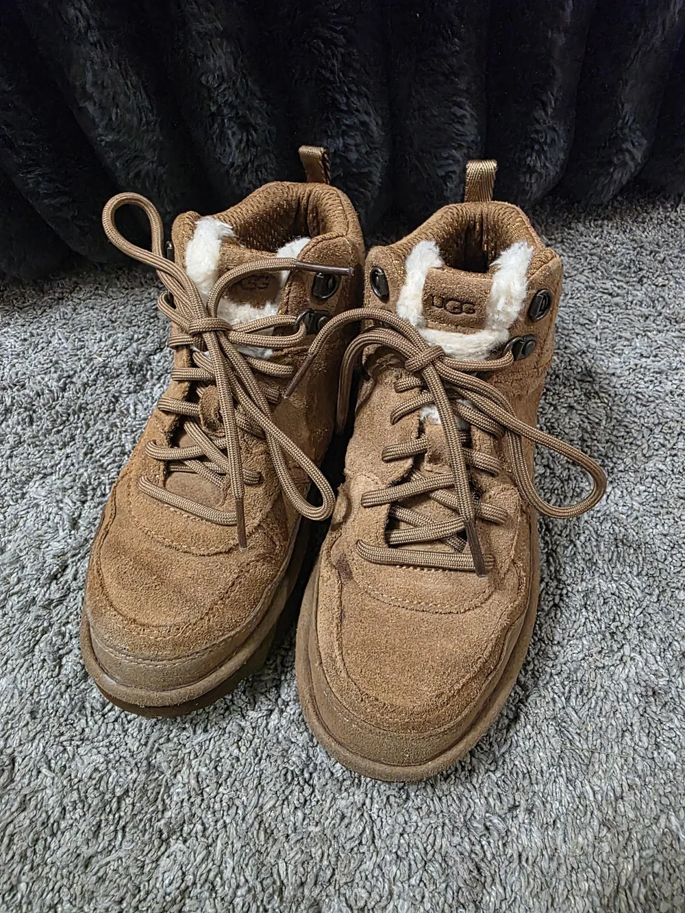 UGG Kids Chestnut Suede Lace-Up Shearling Boots